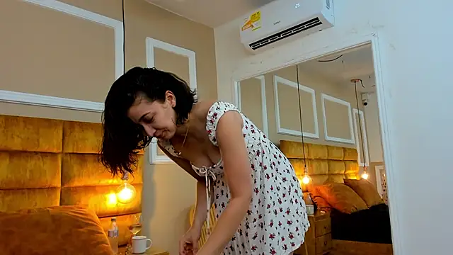 Snapshot of adarussell chatting on February 1, 2025, 1:09 pm adarussell online show from February 1, 2025, 1:09 pm