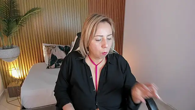 andre soto  online show from December 29, 2024, 2:17 am