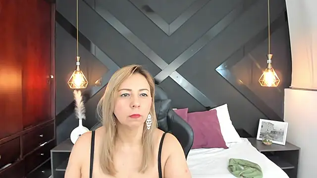 andre soto  online show from February 18, 2025, 2:05 am