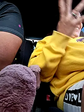 Snapshot of kittymorenita26 chatting on December 5, 2024, 5:39 pm kittymorenita26 online show from December 5, 2024, 5:39 pm