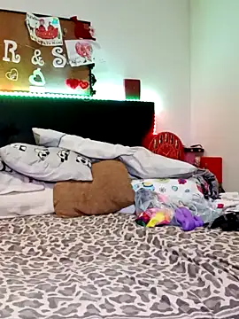 Snapshot of kittymorenita26 chatting on December 11, 2024, 11:00 pm kittymorenita26 online show from December 11, 2024, 11:00 pm