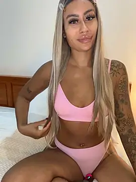 Snapshot of CoCo-Queen chatting on February 21, 2026, 3:29 am CoCo-Queen online show from February 21, 2026, 3:29 am