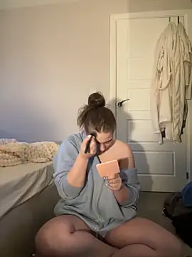 Snapshot of Krystal_Tx chatting on February 1, 2025, 8:29 am Krystal Tx online show from February 1, 2025, 8:29 am