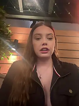 Snapshot of Krystal_Tx chatting on February 21, 2025, 7:43 pm Krystal Tx online show from February 21, 2025, 7:43 pm