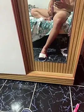 Snapshot of pvdjstt chatting on October 21, 2025, 11:22 am pvdjstt online show from October 21, 2025, 11:22 am