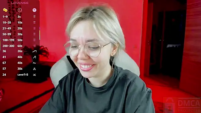 whoa-hoa-hoa-hoa-hoa online show from October 21, 2025, 10:38 am