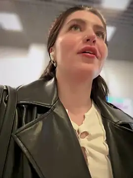 Snapshot of meow_girl chatting on January 20, 2025, 11:13 am meow girl online show from January 20, 2025, 11:13 am