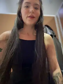 Snapshot of meow_girl chatting on January 23, 2025, 10:11 am meow girl online show from January 23, 2025, 10:11 am