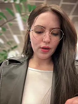 Snapshot of meow_girl chatting on January 25, 2025, 11:13 am meow girl online show from January 25, 2025, 11:13 am