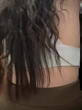 Snapshot of meow_girl chatting on February 1, 2025, 10:05 am meow girl online show from February 1, 2025, 10:05 am