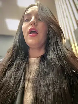 Snapshot of meow_girl chatting on February 3, 2025, 8:57 am meow girl online show from February 3, 2025, 8:57 am