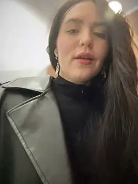 Snapshot of meow_girl chatting on February 7, 2025, 3:08 pm meow girl online show from February 7, 2025, 3:08 pm