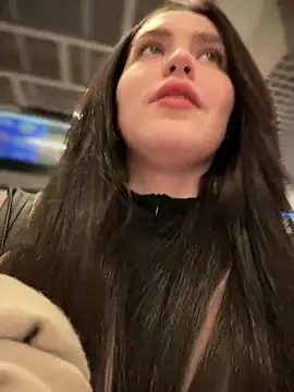 Snapshot of meow_girl chatting on February 17, 2025, 11:34 am meow girl online show from February 17, 2025, 11:34 am