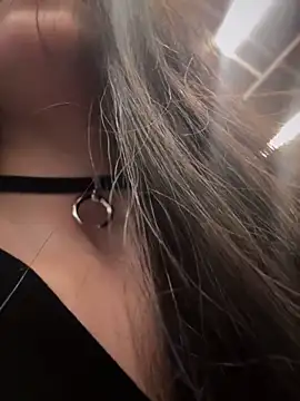 Snapshot of meow_girl chatting on February 19, 2025, 11:06 am meow girl online show from February 19, 2025, 11:06 am