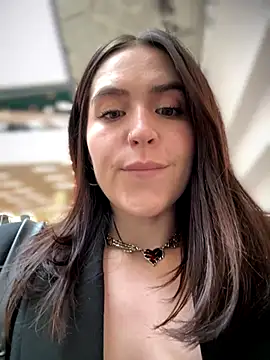 Snapshot of meow_girl chatting on September 24, 2025, 10:07 am meow girl online show from September 24, 2025, 10:07 am