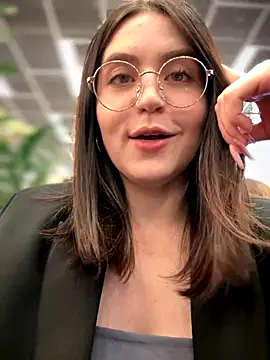 Snapshot of meow_girl chatting on September 30, 2025, 11:59 am meow girl online show from September 30, 2025, 11:59 am