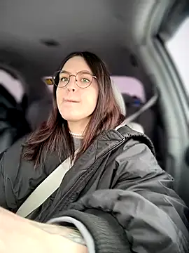 meow girl online show from January 7, 2026, 9:01 am