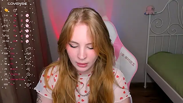 lilKitty Melanie online show from November 2, 2025, 7:38 pm