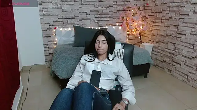 Vanse lust online show from February 4, 2025, 2:07 am