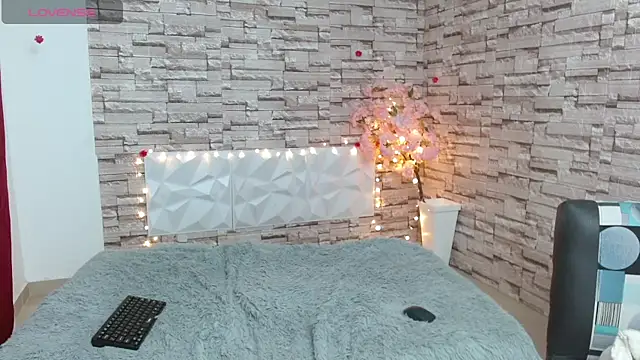 Vanse lust online show from February 27, 2025, 2:32 am