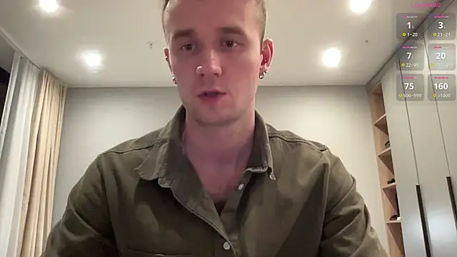 cute mark online show from November 6, 2025, 7:48 pm