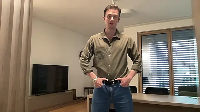 cute mark online show from July 8, 2026, 3:27 pm