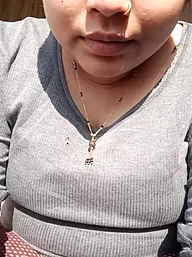 Snapshot of rituu07 chatting on December 11, 2024, 4:18 am rituu07 online show from December 11, 2024, 4:18 am