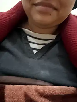 Snapshot of rituu07 chatting on December 13, 2024, 1:12 pm rituu07 online show from December 13, 2024, 1:12 pm