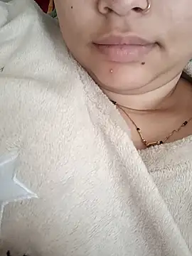 Snapshot of rituu07 chatting on February 20, 2025, 4:28 am rituu07 online show from February 20, 2025, 4:28 am