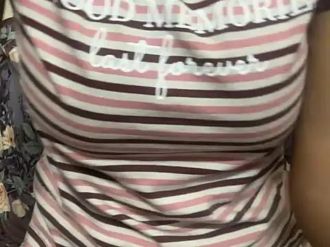  FluffyHxney  online show from December 13, 2024, 6:53 am