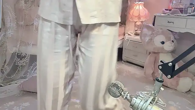 Snapshot of JennieKim_RoseannePark chatting on December 20, 2024, 4:25 pm JennieKim RoseannePark online show from December 20, 2024, 4:25 pm