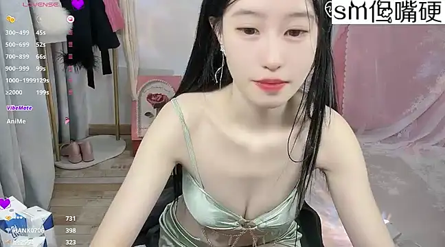 Snapshot of JennieKim_RoseannePark chatting on January 10, 2025, 6:28 pm JennieKim RoseannePark online show from January 10, 2025, 6:28 pm