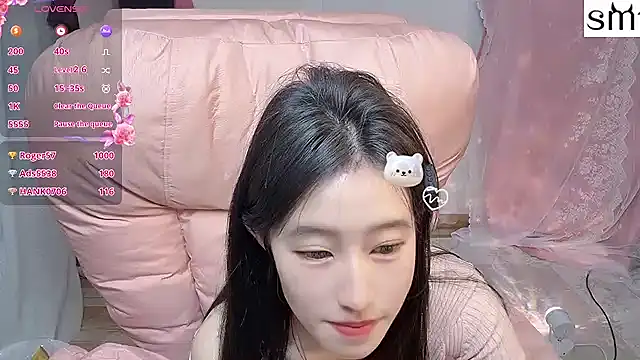 Snapshot of JennieKim_RoseannePark chatting on January 14, 2025, 4:40 pm JennieKim RoseannePark online show from January 14, 2025, 4:40 pm