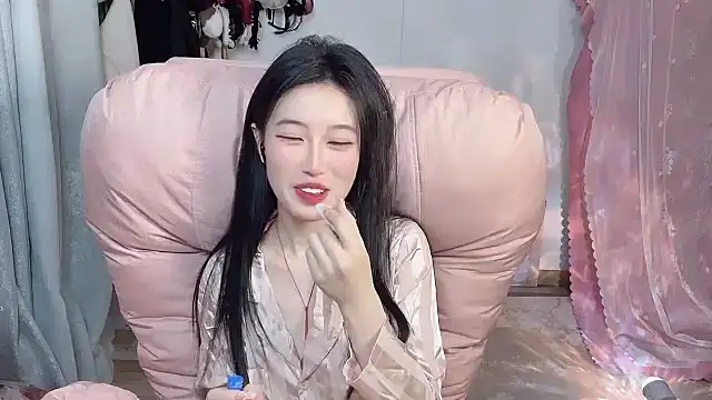 Snapshot of JennieKim_RoseannePark chatting on January 20, 2025, 5:48 pm JennieKim RoseannePark online show from January 20, 2025, 5:48 pm