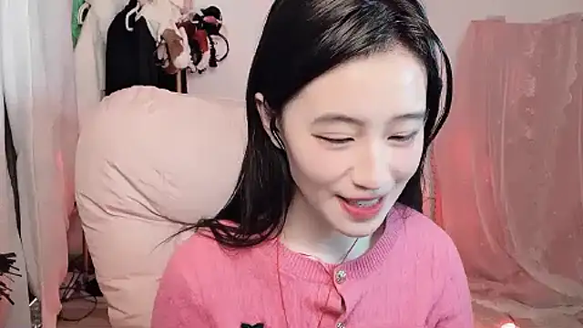 Snapshot of JennieKim_RoseannePark chatting on February 3, 2025, 2:02 pm JennieKim RoseannePark online show from February 3, 2025, 2:02 pm