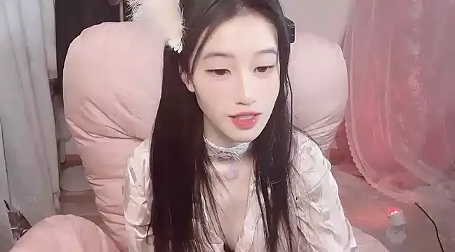 Snapshot of JennieKim_RoseannePark chatting on February 5, 2025, 2:16 pm JennieKim RoseannePark online show from February 5, 2025, 2:16 pm