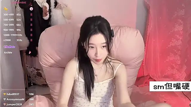 Snapshot of JennieKim_RoseannePark chatting on February 27, 2025, 5:36 pm JennieKim RoseannePark online show from February 27, 2025, 5:36 pm