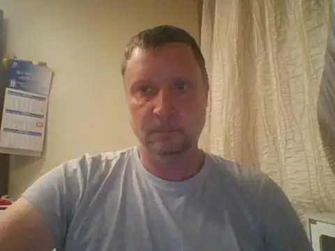 Snapshot of c6tm5 chatting on November 19, 2025, 12:38 pm c6tm5 online show from November 19, 2025, 12:38 pm