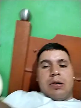 Snapshot of danysotico95 chatting on September 28, 2025, 8:03 pm danysotico95 online show from September 28, 2025, 8:03 pm