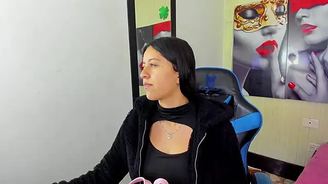 Snapshot of zoe_connor19 chatting on October 18, 2025, 7:58 pm zoe connor19 online show from October 18, 2025, 7:58 pm