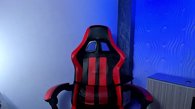 Snapshot of zoe_connor19 chatting on November 10, 2025, 8:19 pm zoe connor19 online show from November 10, 2025, 8:19 pm