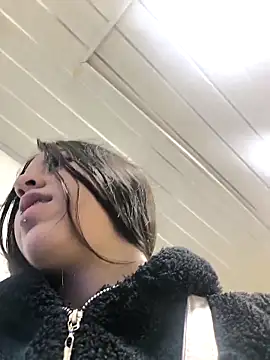 Snapshot of zoe_connor19 chatting on November 16, 2025, 12:44 pm zoe connor19 online show from November 16, 2025, 12:44 pm