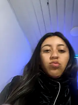 Snapshot of zoe_connor19 chatting on November 20, 2025, 7:35 pm zoe connor19 online show from November 20, 2025, 7:35 pm