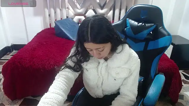 Snapshot of zoe_connor19 chatting on November 25, 2025, 7:58 pm zoe connor19 online show from November 25, 2025, 7:58 pm