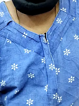 Snapshot of Tamilrojanew chatting on October 9, 2025, 7:17 am Tamilrojanew online show from October 9, 2025, 7:17 am