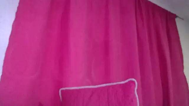 Snapshot of Little_aphrodite chatting on December 21, 2025, 4:30 am Little aphrodite online show from December 21, 2025, 4:30 am