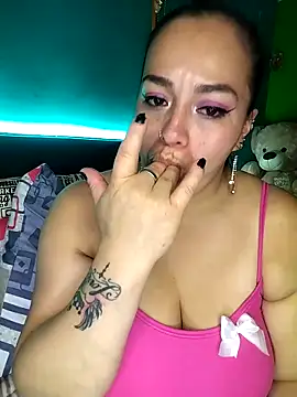 emily sweet13 online show from February 5, 2026, 12:32 pm