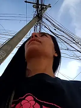 chloewildd  online show from January 9, 2026, 9:16 pm