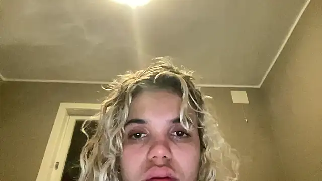 brithneysquirt online show from March 12, 2026, 7:20 pm