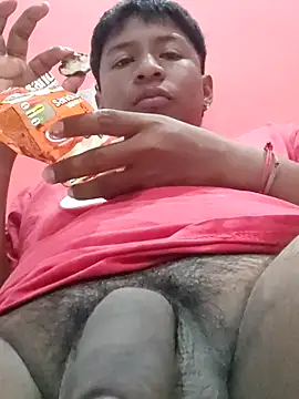 Snapshot of Tu_papi_69_ chatting on December 19, 2025, 2:51 am Tu papi 69 online show from December 19, 2025, 2:51 am